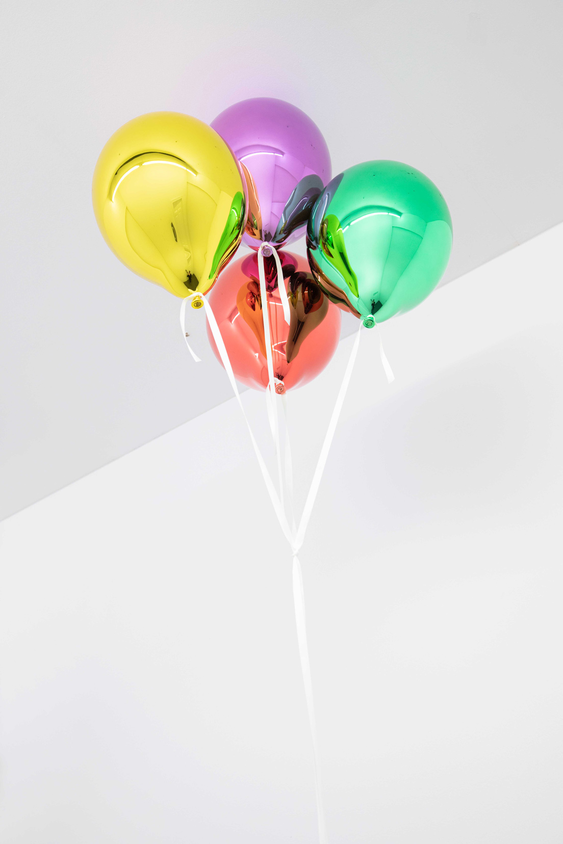 work fullscreen picture